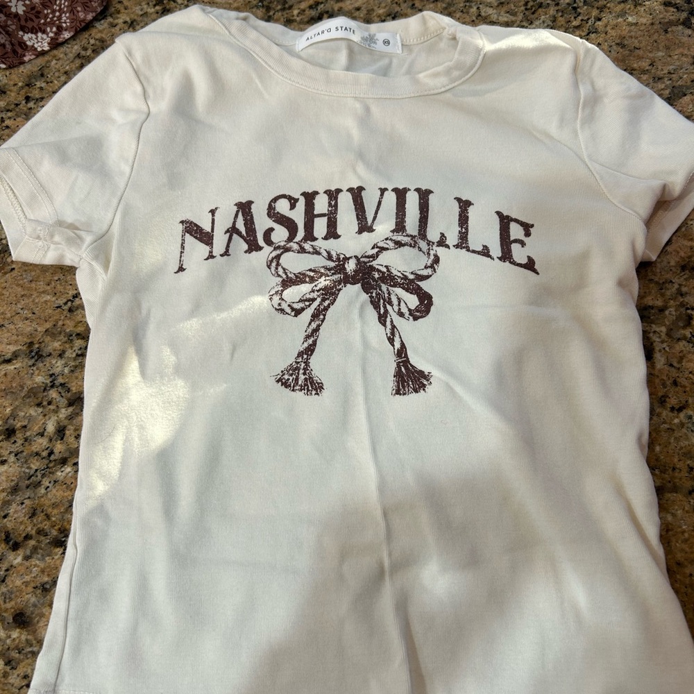XS tee never worn
